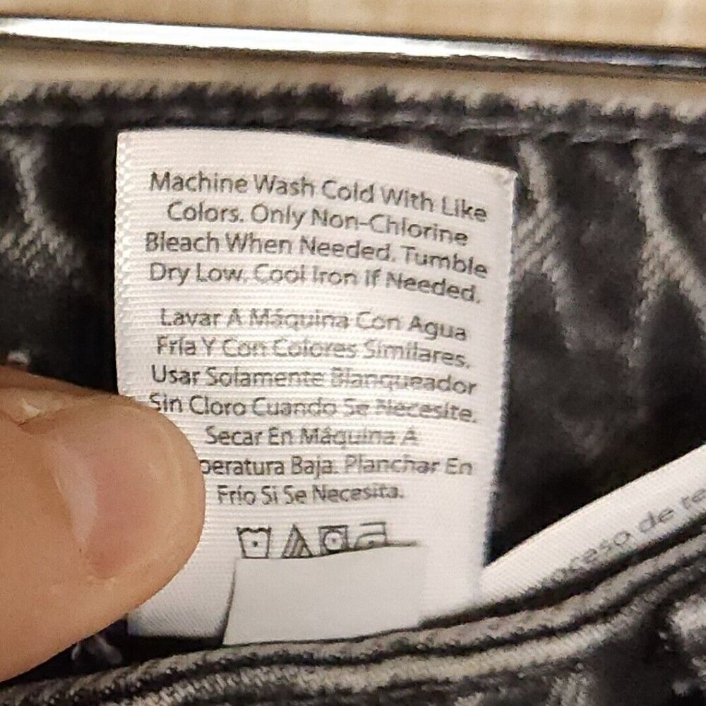 Time & Tru Black High Rise Jeans 2 - Picture 8 of 10